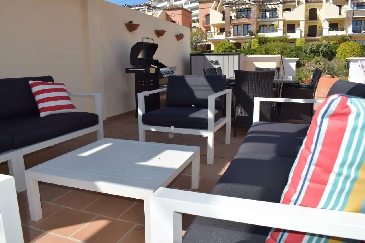 Penthouse Montana Apartment Benahavis